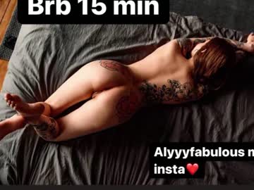 girl
        alyssa_fabulous cam image #1923737