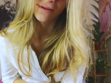 girl
        georginaashburn cam image #5286083