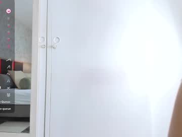 girl
        lili_foxy cam image #5938014