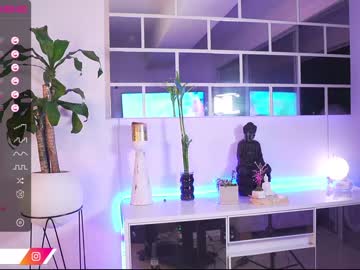 girl
        swt_molly cam image #724791