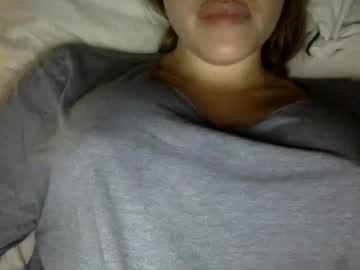 girl
        yourgoddesssandra cam image #6786197