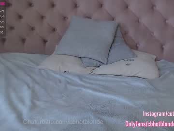girl
        cbhotblonde cam image #1653317