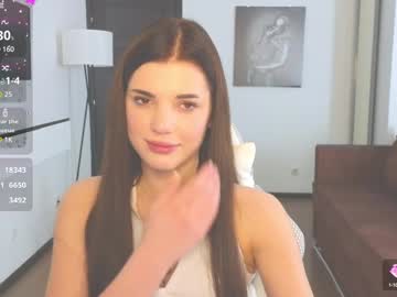girl
        adri_dream cam image #6606357