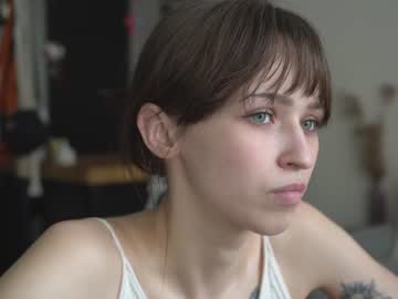 girl
        diruriru cam image #4153064