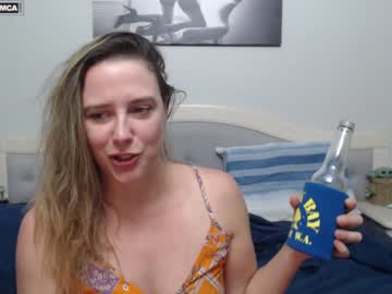 girl
        bluexstacey cam image #2911856