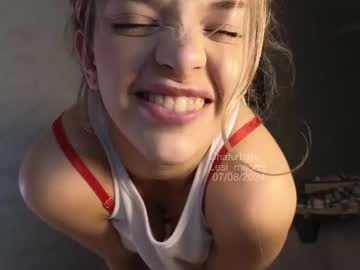 girl
        lesi_moonie cam image #4551787