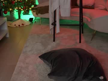 girl
        anniehillofficial_ cam image #2980008