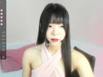 girl
        yuno_kim cam image #2649355
