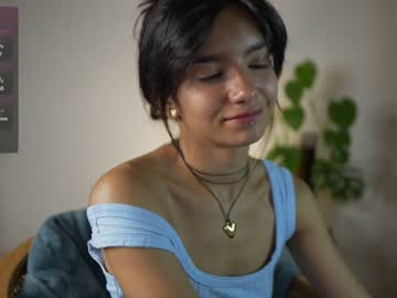 girl
        urcutelinda cam image #3266684