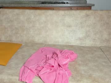 couple
        thegirls_girls cam image #1059811