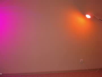 girl
        aliska_dark cam image #2019671