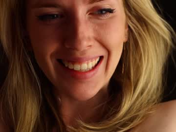 girl
        crazyhotrussian cam image #2147027