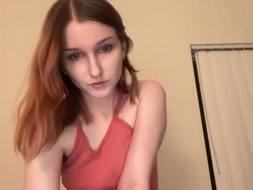 girl
        tinytittytia cam image #4754780