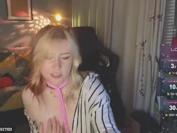 girl
        princess_sofiee cam image #6869033