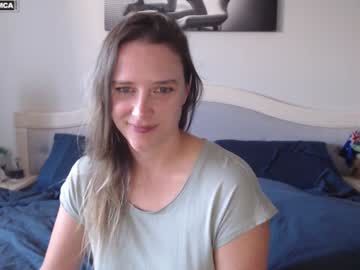 girl
        bluexstacey cam image #4739516