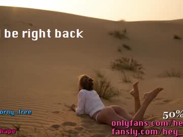 girl
        heyhorny_cb cam image #799251