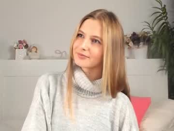 girl
        oliviasolis cam image #679250