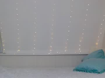 girl
        _little_misss cam image #1863699