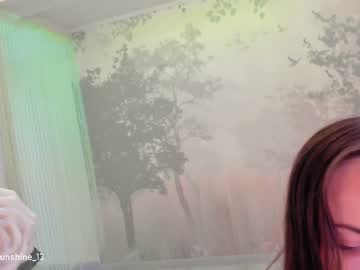 girl
        sunshine13_ cam image #4134098