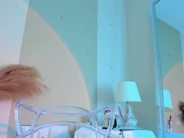 girl
        jovanna_smith cam image #1341271