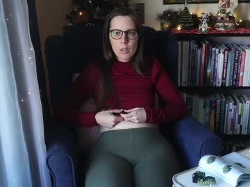 girl
        ellynaomi cam image #5681230