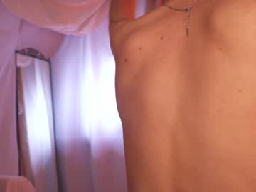 girl
        sunny_maria cam image #2935529