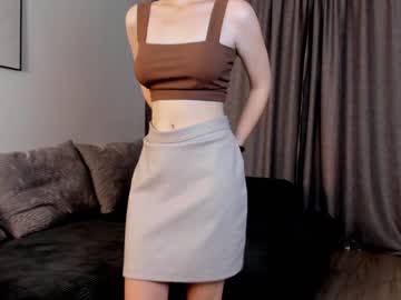 girl
        normione cam image #2478584