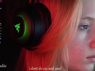 girl
        bestblondiiecb cam image #1065103