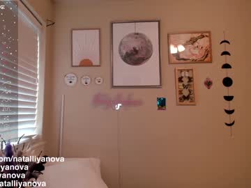 girl
        natalliyanova cam image #3222647