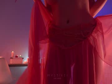 girl
        mystikei cam image #197806