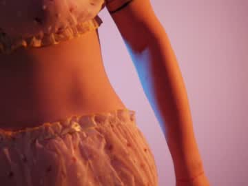 girl
        purexnymph cam image #313644