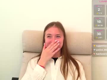 girl
        nico_collard cam image #6566184