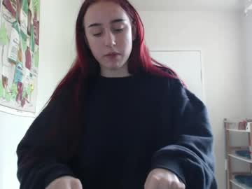 girl
        maddiemeekxo cam image #5203939