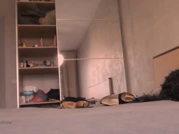 girl
        theanytimeshow cam image #4015574