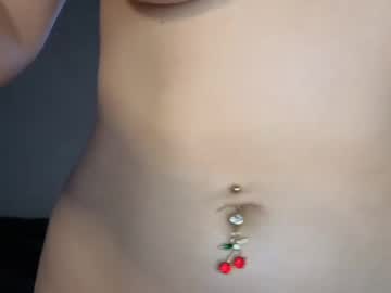 girl
        bnnybby333 cam image #6865778