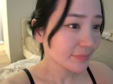 girl
        _jikey_ cam image #6524129