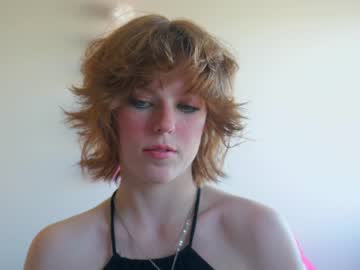 girl
        sisypheanlove cam image #1353199