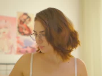 girl
        naalani cam image #5871639