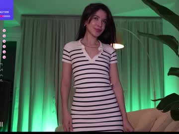 girl
        anniehillofficial_ cam image #2922740
