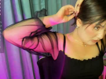 girl
        jennie_berry cam image #5211385