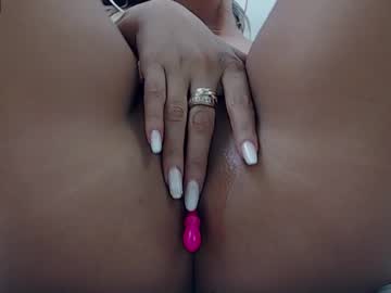 girl
        melanielexxx cam image #118478