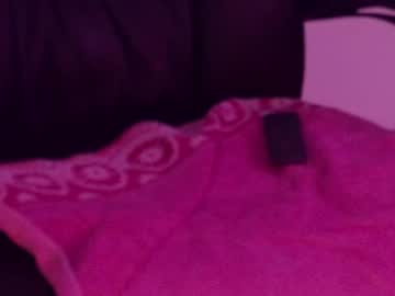 girl
        antonia_shine cam image #432823