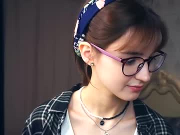girl
        udelegorbett cam image #6099579