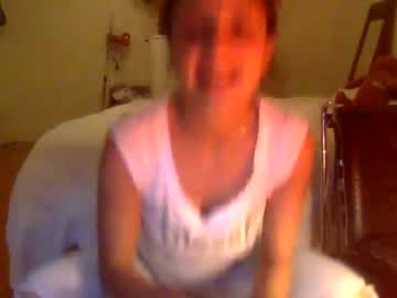 girl
        tomboyskank cam image #596791