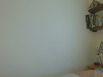 girl
        lilliexcollins cam image #4938956