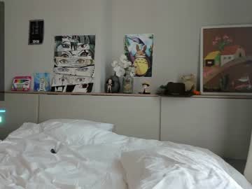girl
        lucysmoothi cam image #2362943