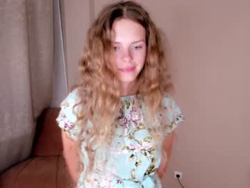 girl
        nataly_hello cam image #2795958