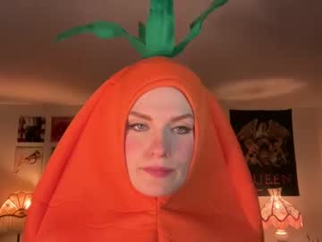 girl
        bigredcarrott cam image #2018547