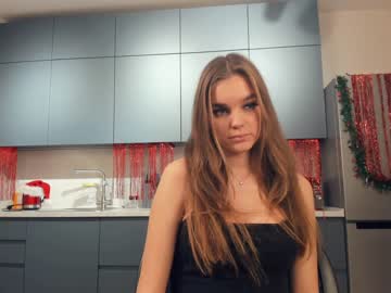 girl
        jeancoopera cam image #3005383
