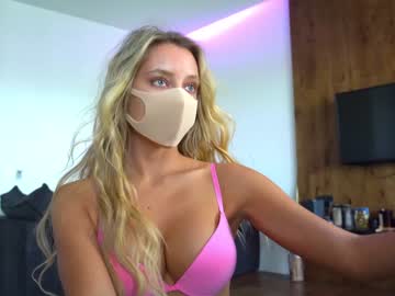 girl
        alexx__xoxo cam image #1272983